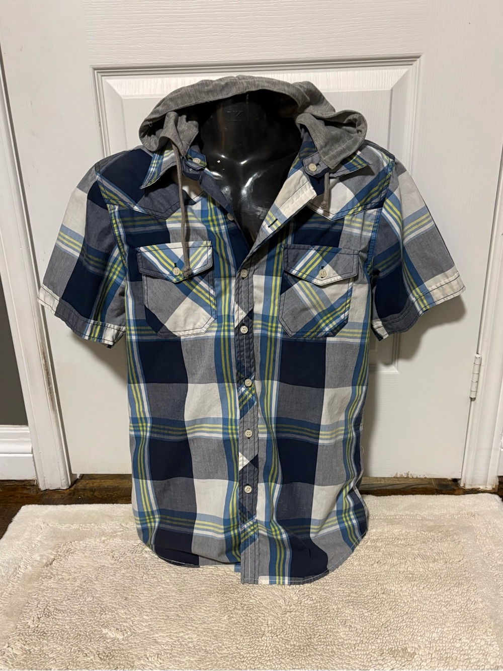 Plaid Short-Sleeve Hooded Shirt